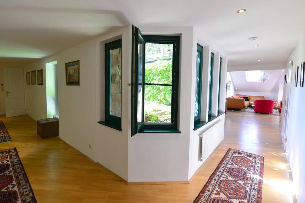 Green Haven Roofgarden Penthouse In Central Area Wina Bagian luar foto