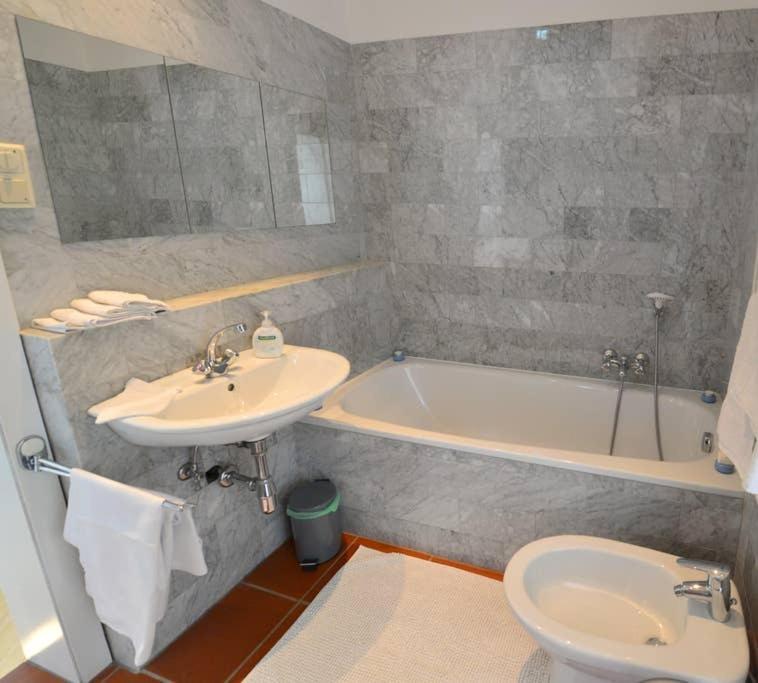 Green Haven Roofgarden Penthouse In Central Area Wina Bagian luar foto